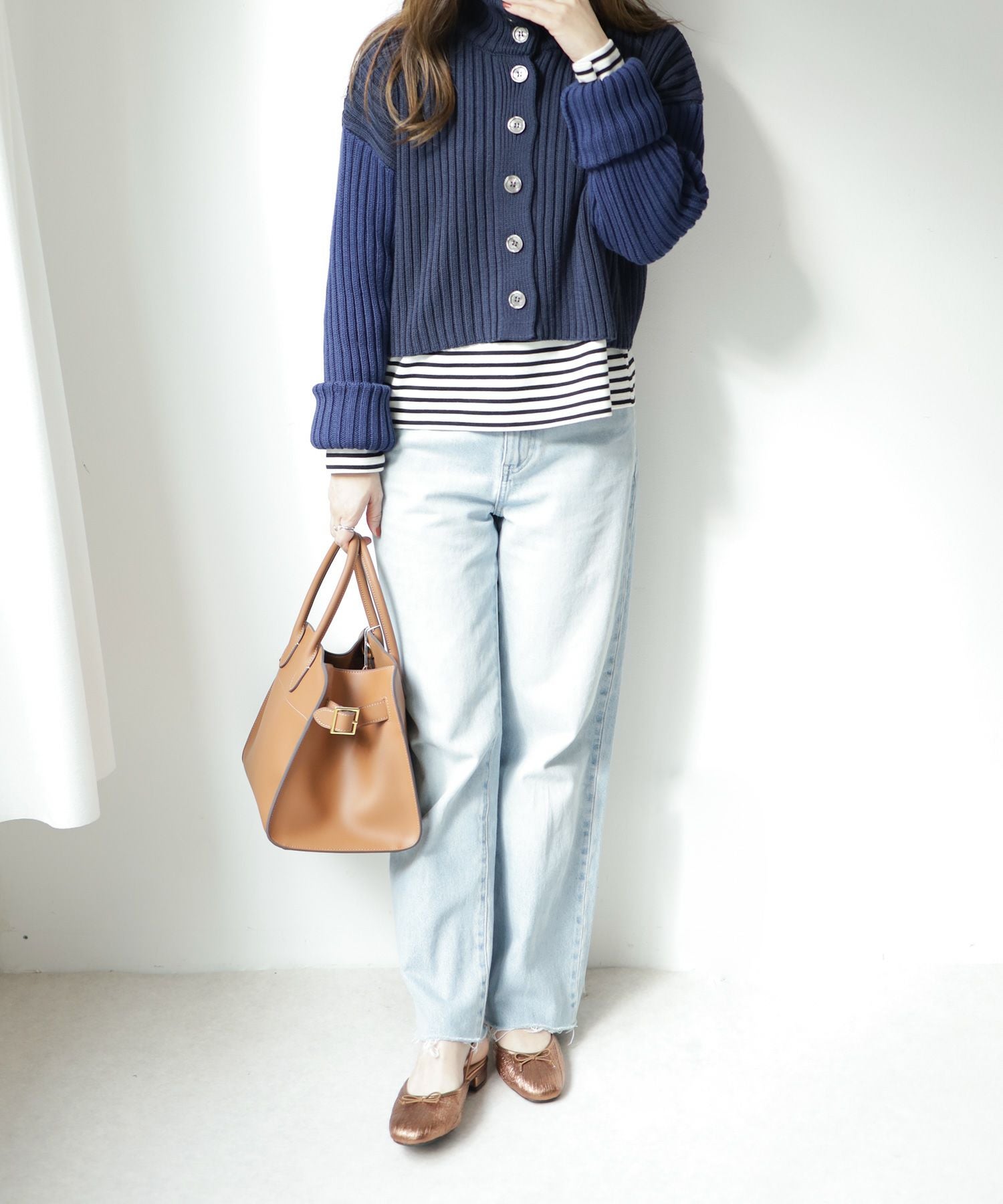 かかとゴムのスリングバックパンプス