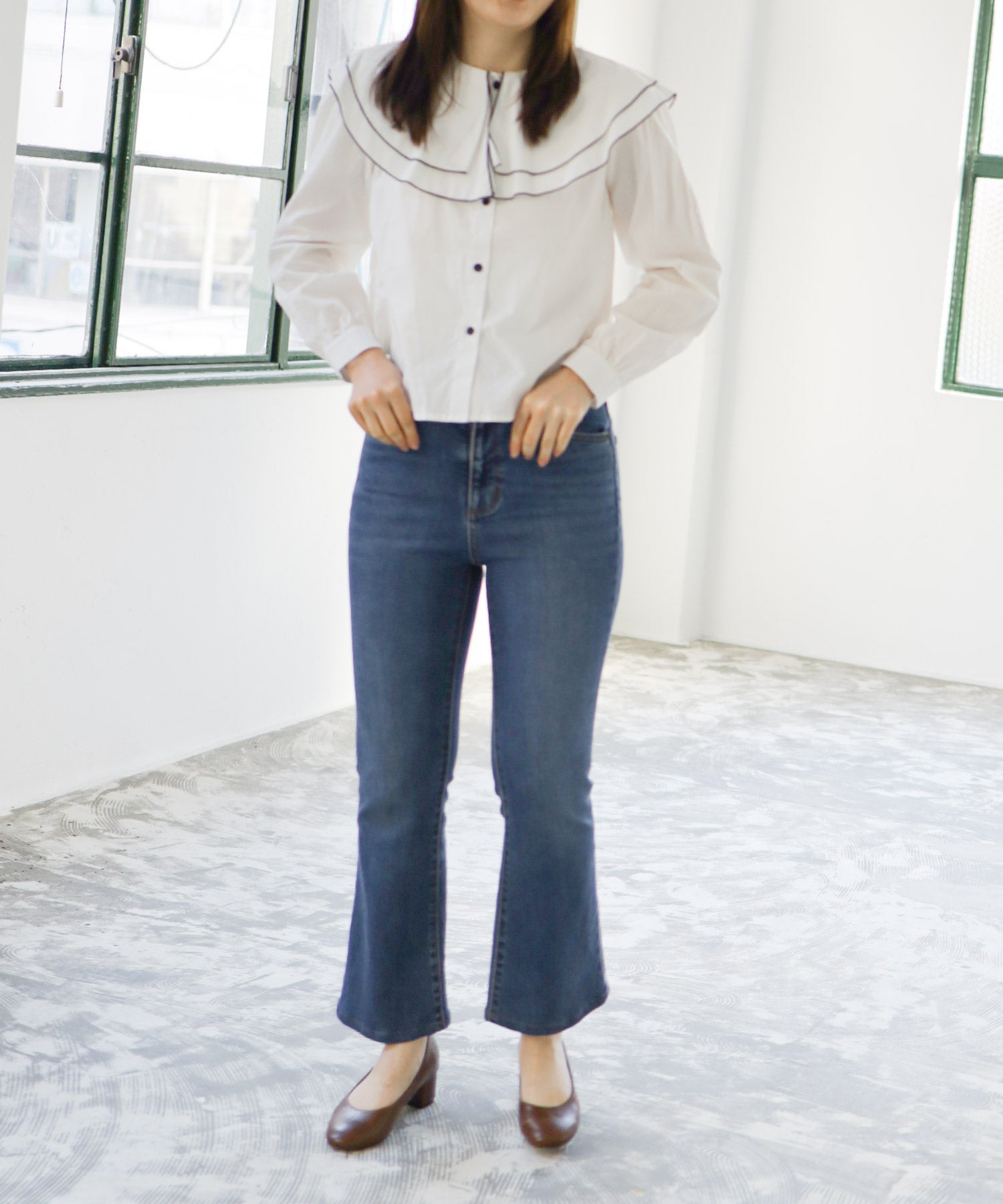 かかとがパカパカしにくい！スクエアトゥチャンキーヒールパンプス