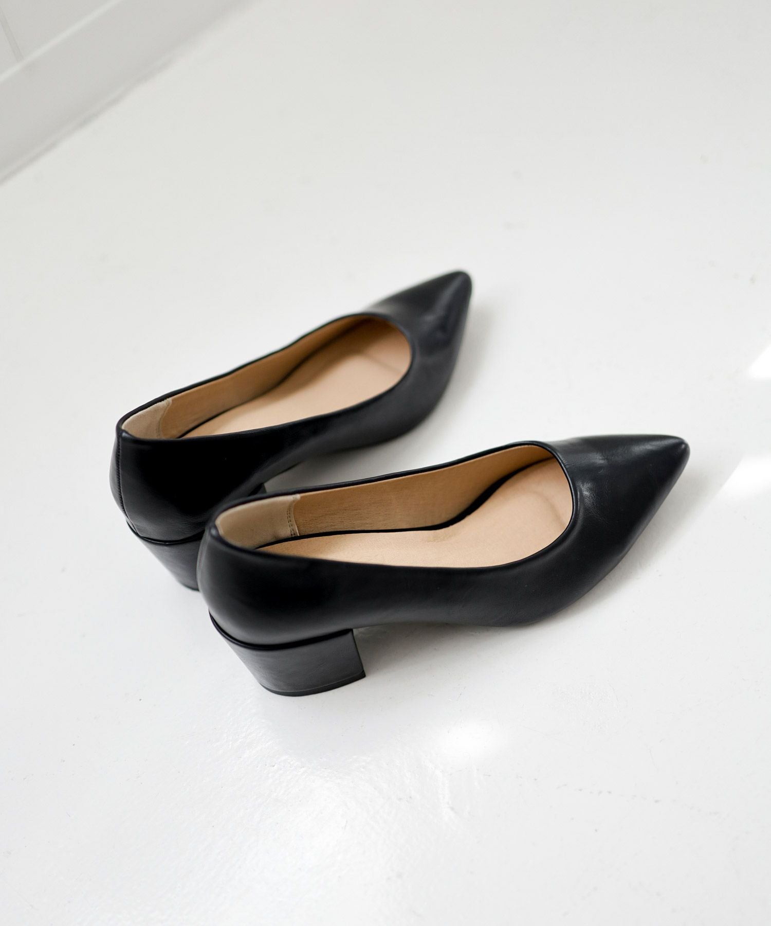 かかとがパカパカしにくい!ポインテッドトゥチャンキーヒールパンプス NEWサイズ 一部4月末~5月上旬入荷予定