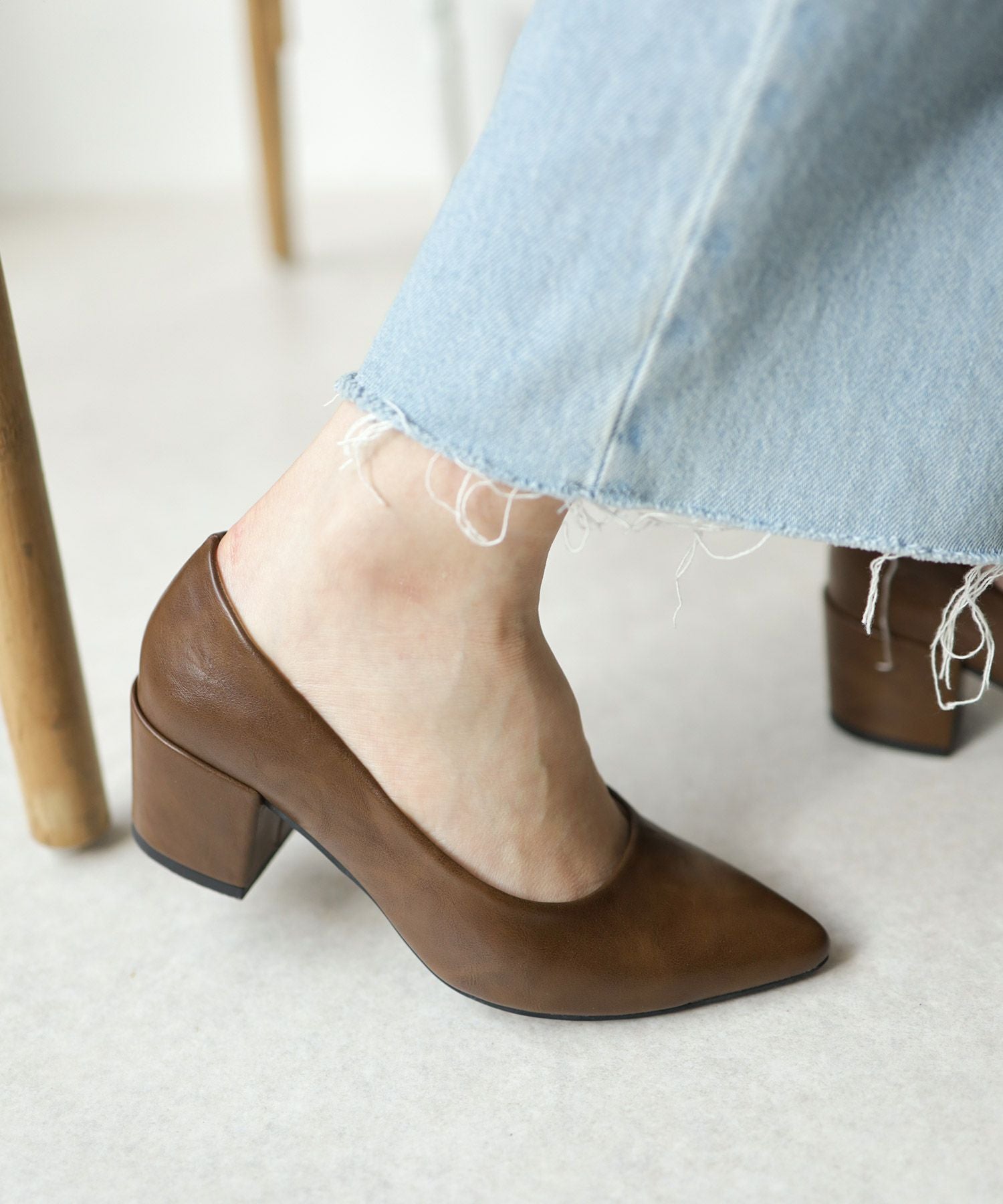 かかとがパカパカしにくい!ポインテッドトゥチャンキーヒールパンプス NEWサイズ 一部4月末~5月上旬入荷予定