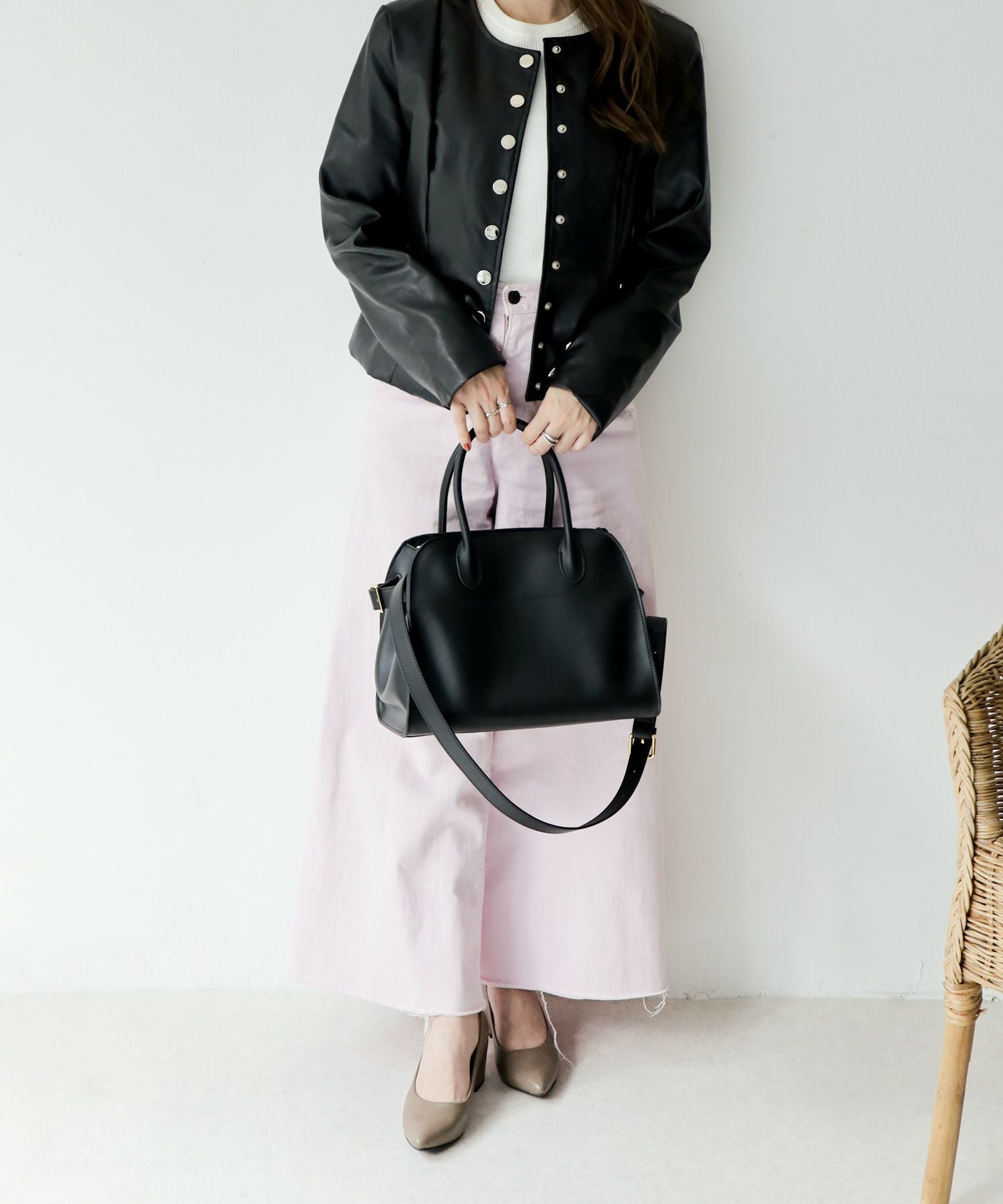 かかとがパカパカしにくい！ポインテッドトゥチャンキーヒールパンプス NEWサイズ 一部4月末～5月上旬入荷予定