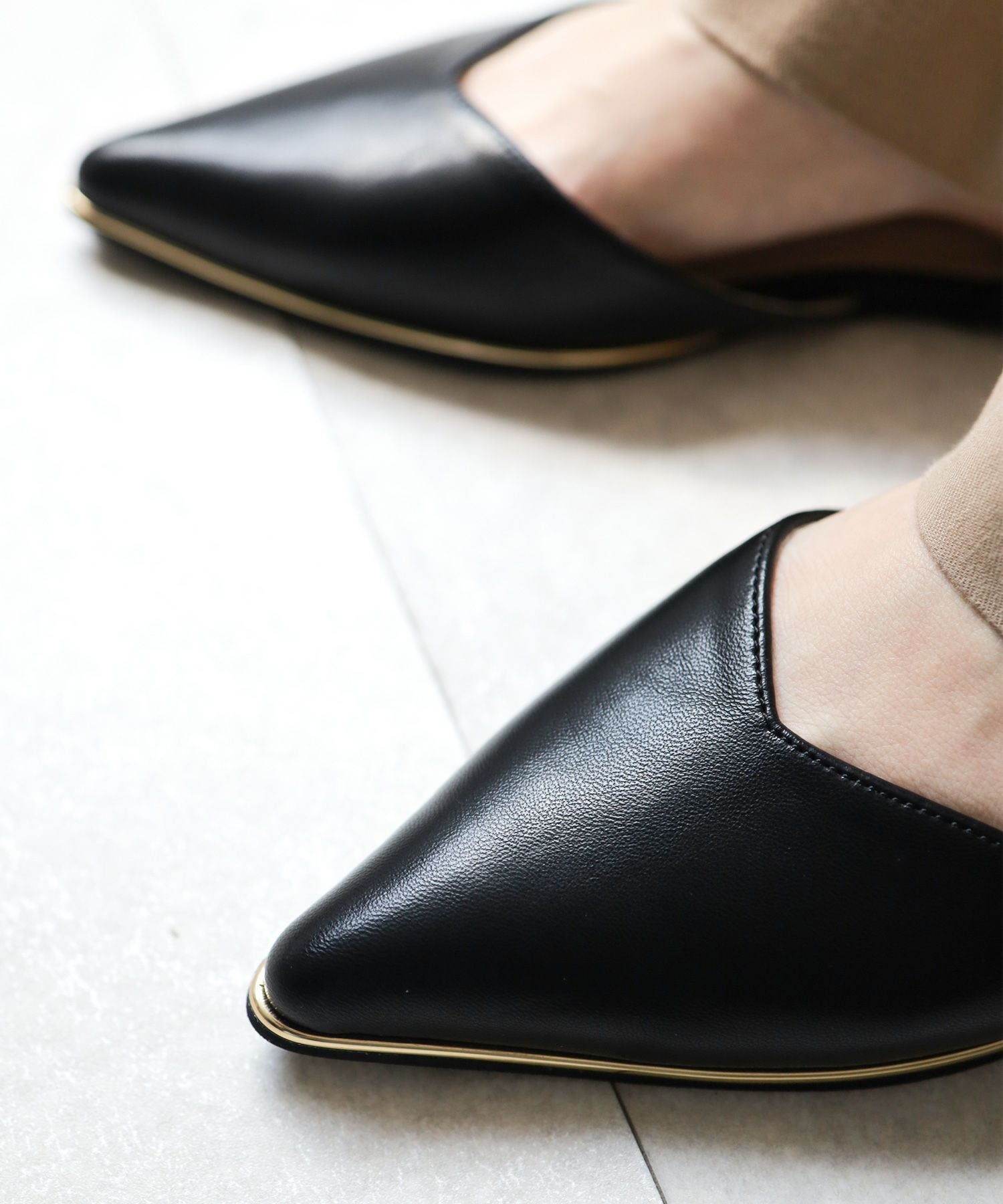 ゴールドピース2Wayスリングバックパンプス | SESTO(セスト