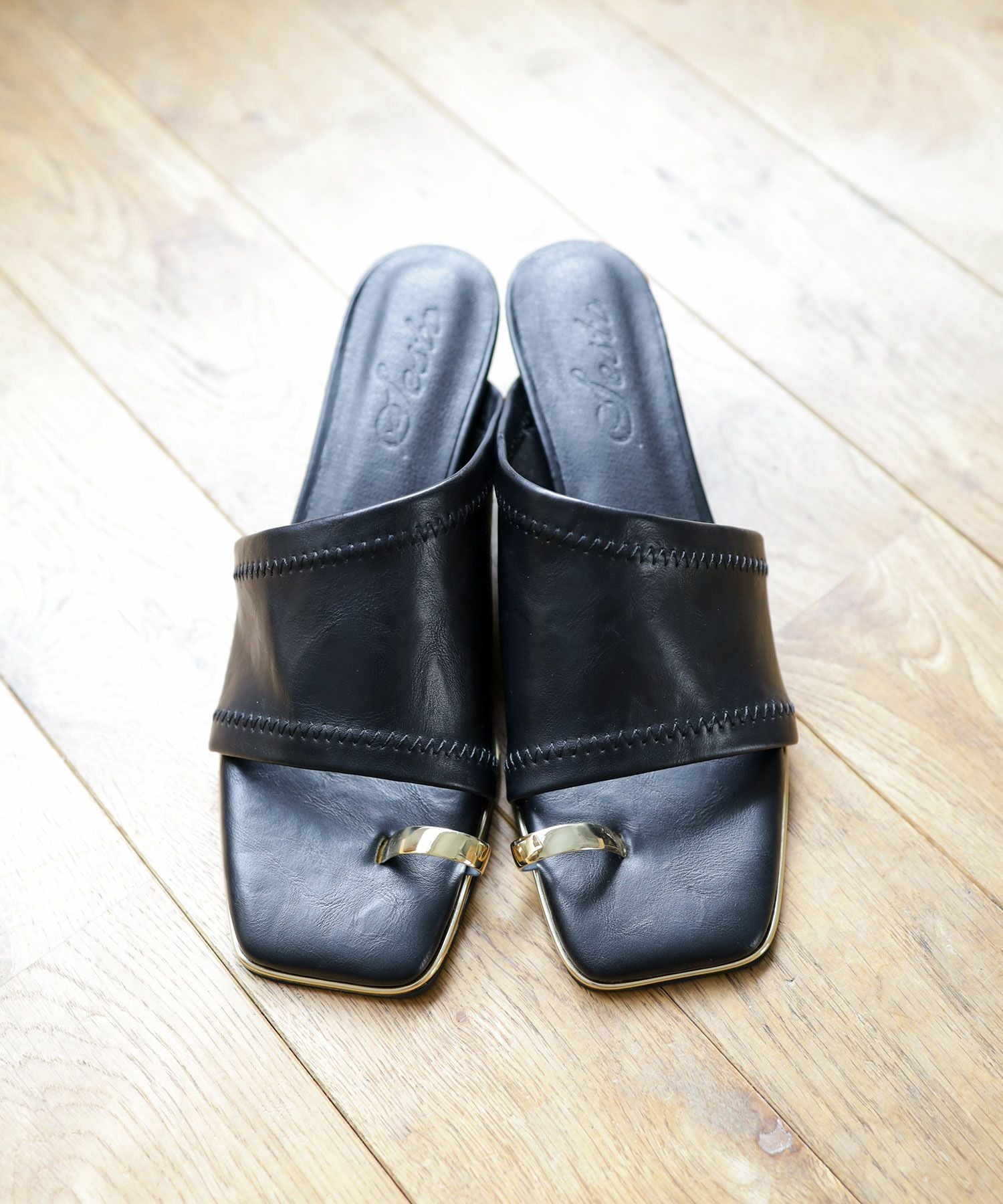 ストレッチフィットサムリングキトゥンヒールミュールサンダル △返品